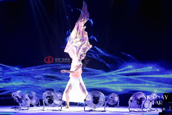 唯美個(gè)人獨(dú)舞演出推薦：風(fēng)之舞舞蹈